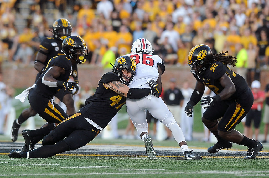 Cale Garrett brings down SEMO wide receiver Aaron Alson